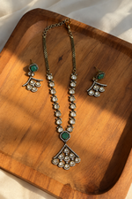 Load image into Gallery viewer, Elegant Heritage Stonework &amp; Drop Detailing
