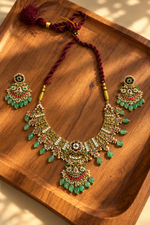 Load image into Gallery viewer, Intricate Filigree Statement Necklace Set
